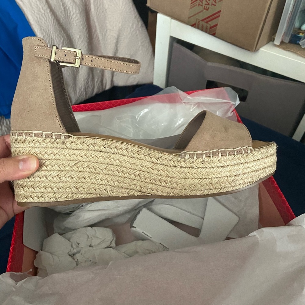 Kelly & Katie Wedge Sandals